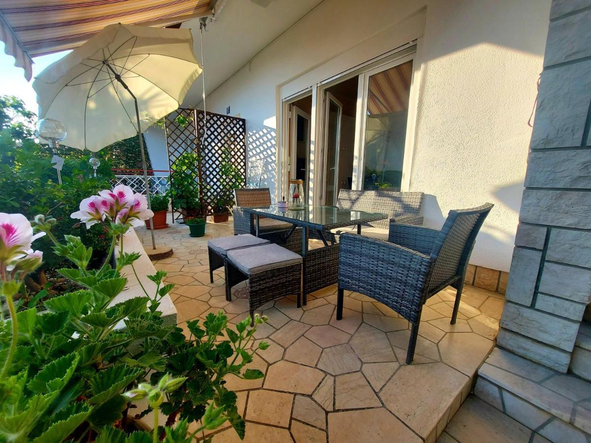 Apartments Adriatic Riviera Crikvenica Exterior foto